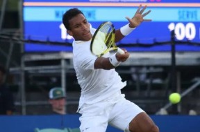 PG电子-蒂姆爆冷击败加拿大队，精彩发挥引爆全场！的简单介绍