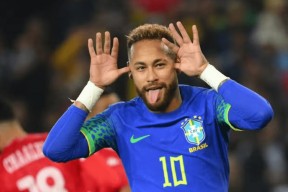 PG- 内马尔参加的比赛 